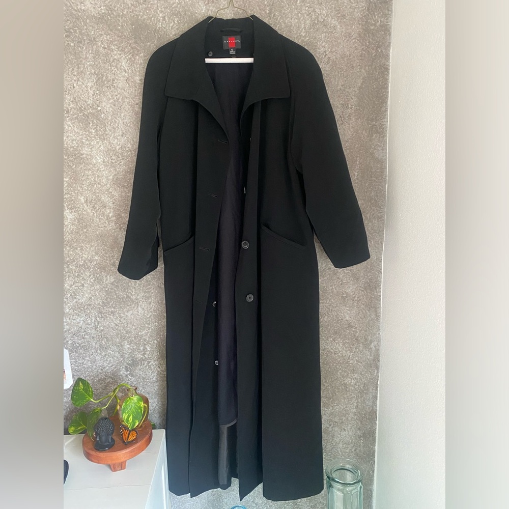 Gallery Women’s Black Trench fully lined